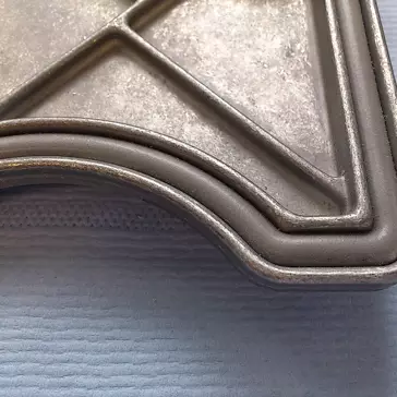 Foam sample in a groove.